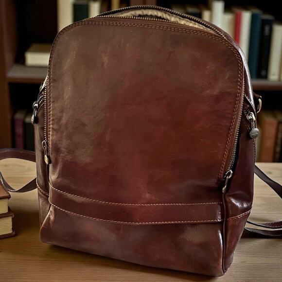 Firenze Vintage Italian Leather Glossy Brown Adjustable Mid-Size Travel Book Bag - Picture 1 of 9
